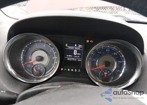 2014 Chrysler Town & Country Touring z USA, uszkodzony, nr VIN 2C4RC1BG1ER449246